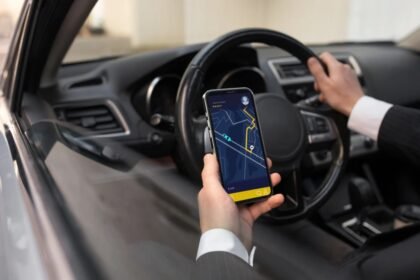 Beyond Theft The Unseen Benefits of a Car Tracker for Every Pakistani Driver